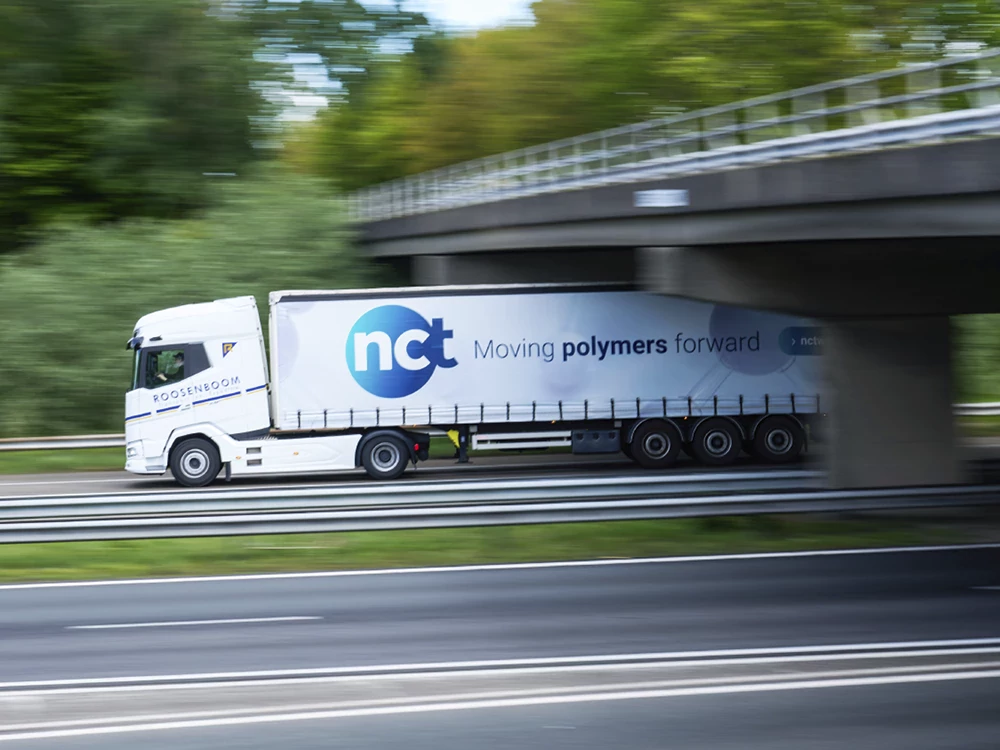 Moving polymers forward